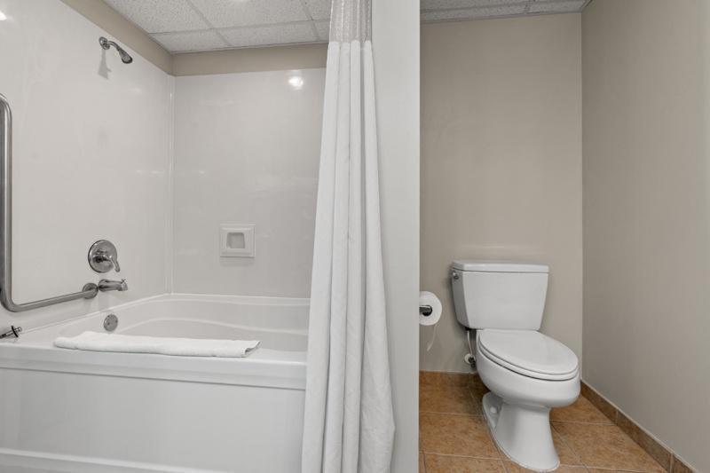 マートルビーチ New Holiday Sands 511 Pools, Wifi, 2Br Oceanfrontヴィラ エクステリア 写真