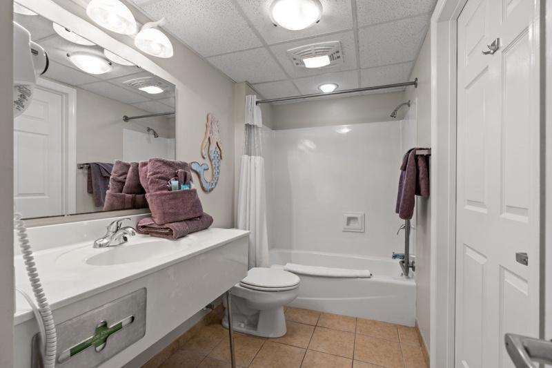 マートルビーチ New Holiday Sands 511 Pools, Wifi, 2Br Oceanfrontヴィラ エクステリア 写真